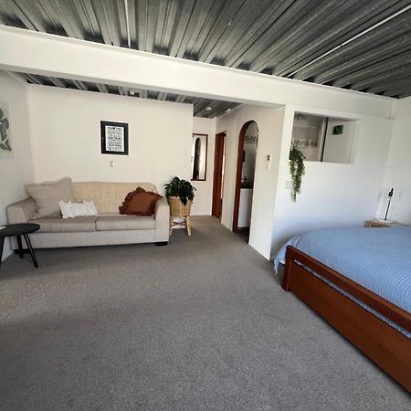 Downtown B&B Mount Maunganui Eksteriør bilde